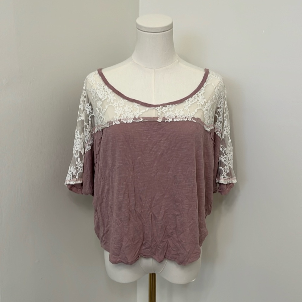 Women’s Lacy & Flowy Scoop Neck Shirt Top
